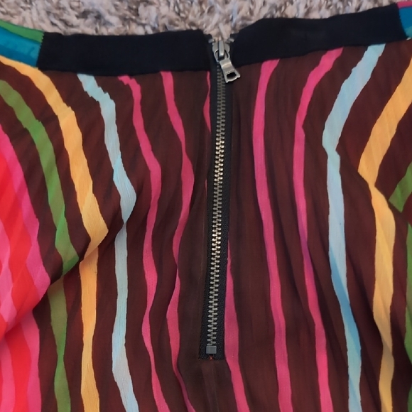 Alice + Olivia Pink and Green Pleated Maxi Skirt - Picture 7 of 8